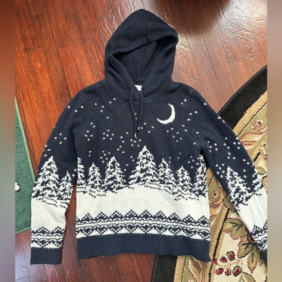 cupcakes & cashmere Sweaters - Cupcakes & Cashmere Ultra Soft Winter Themed Sweater Hoodie